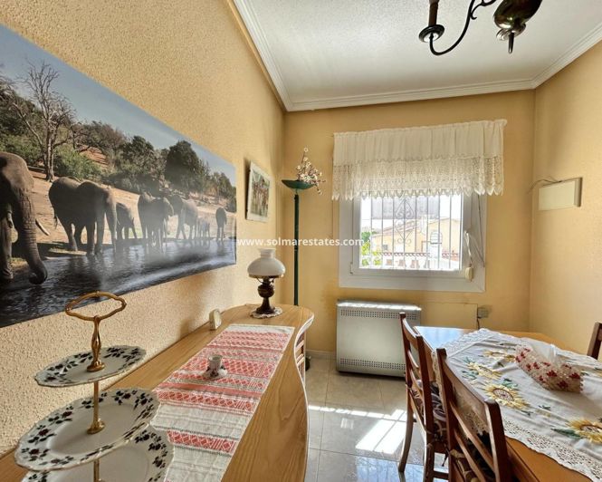 Image No.16-2 Bed Bungalow for sale