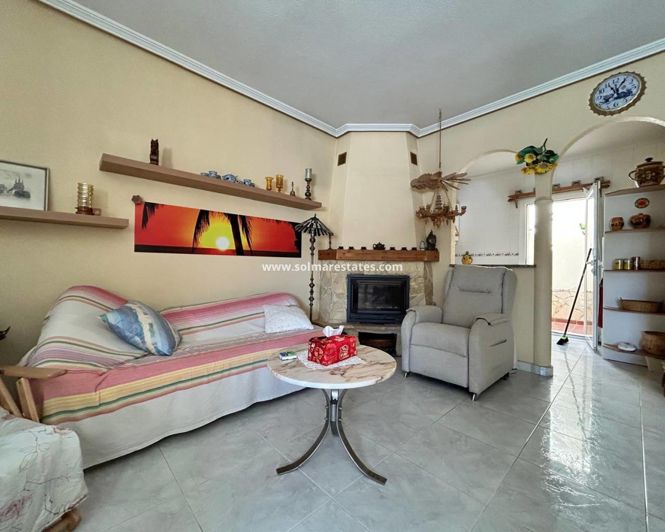 Image No.23-2 Bed Bungalow for sale
