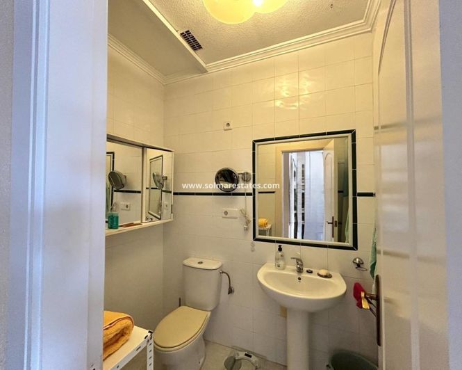Image No.35-2 Bed Bungalow for sale