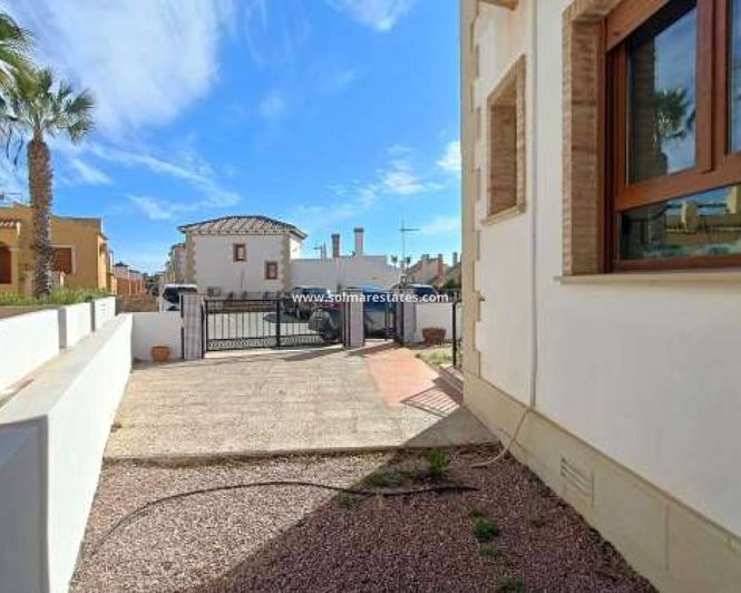 Image No.39-3 Bed Villa for sale