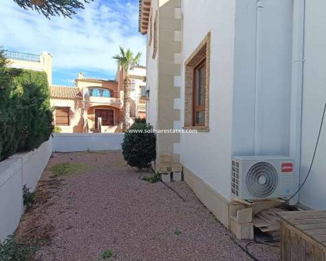 Image No.40-3 Bed Villa for sale