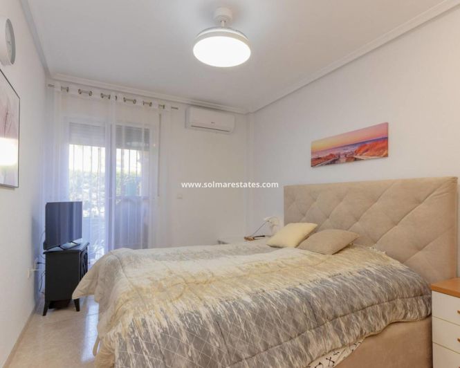 Image No.40-2 Bed Apartment for sale
