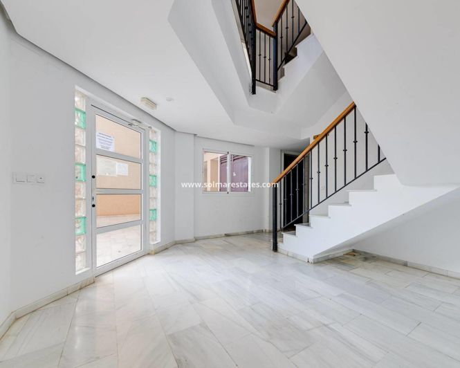 Image No.50-2 Bed Apartment for sale