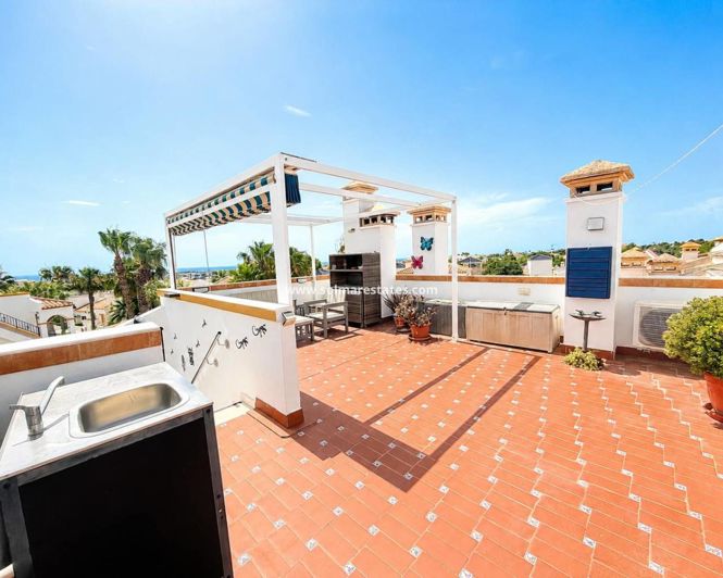 Image No.21-2 Bed Apartment for sale