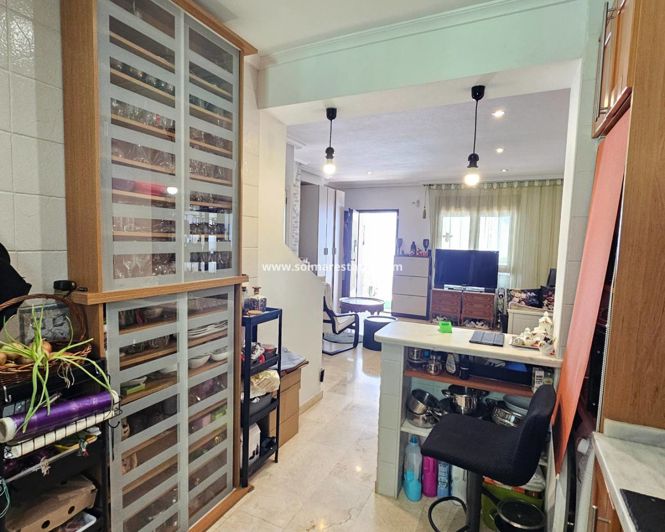 Image No.14-2 Bed Townhouse for sale