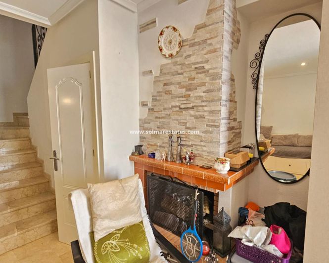Image No.15-2 Bed Townhouse for sale
