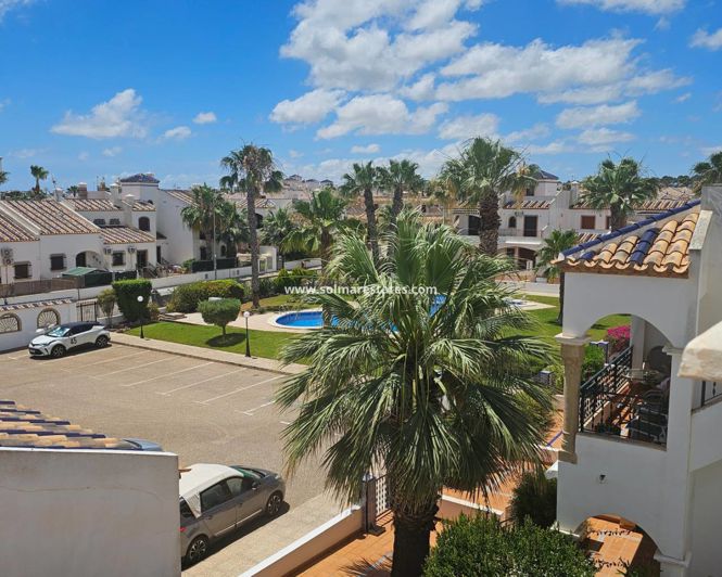 Image No.17-2 Bed Townhouse for sale