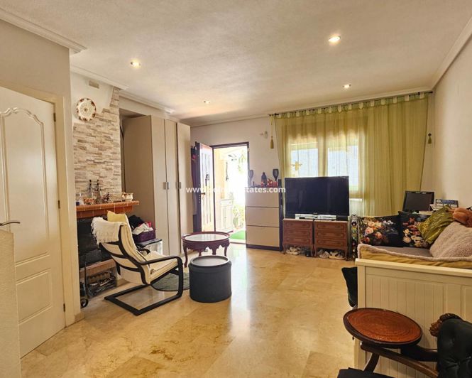Image No.3-2 Bed Townhouse for sale
