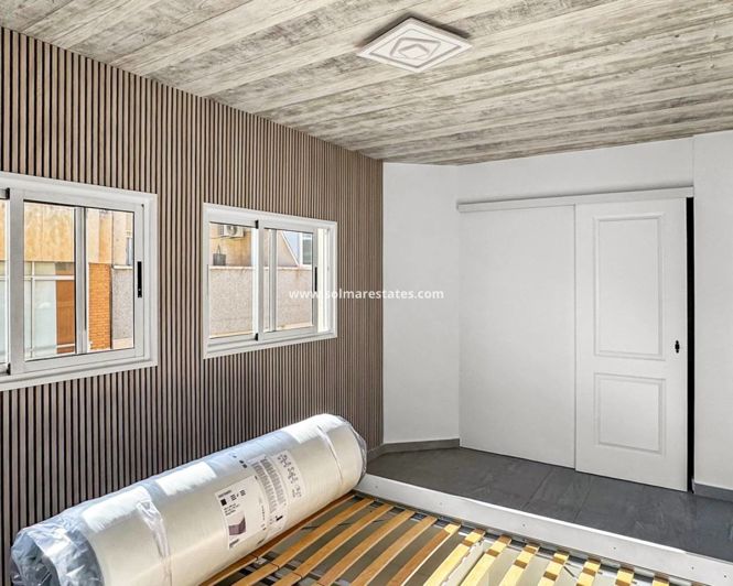 Image No.16-2 Bed Apartment for sale