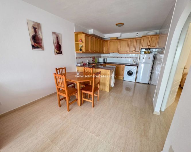 Image No.8-2 Bed Apartment for sale