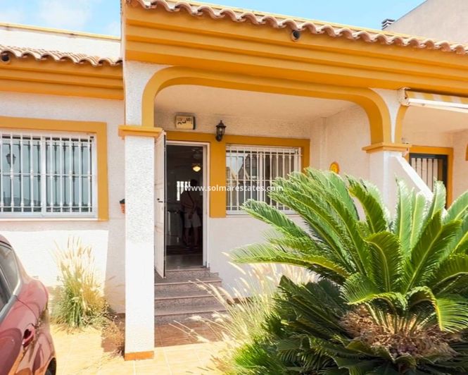 Image No.2-2 Bed Bungalow for sale