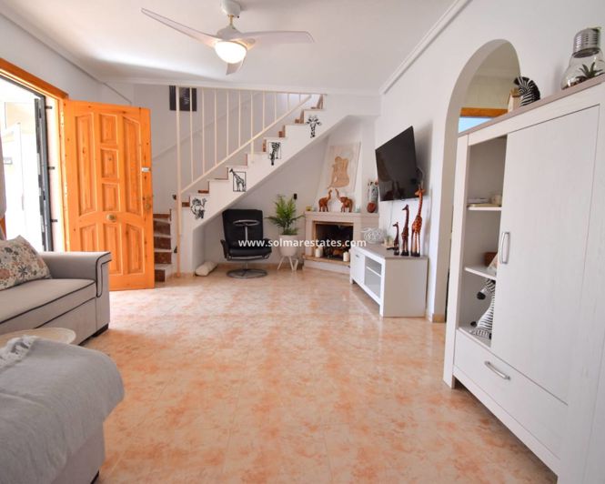 Image No.3-Quad de 2 chambres à vendre à Playa Flamenca