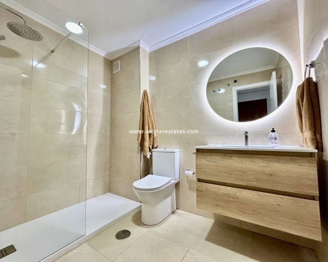 Image No.27-2 Bed Apartment for sale