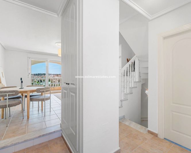 Image No.12-3 Bed House for sale