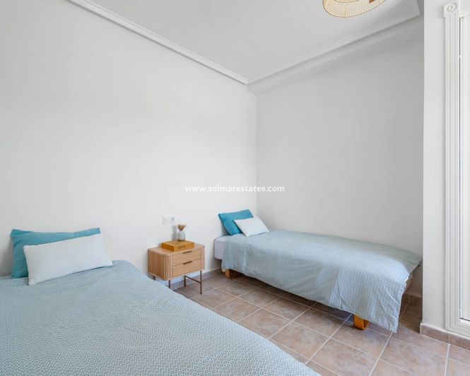Image No.28-3 Bed House for sale