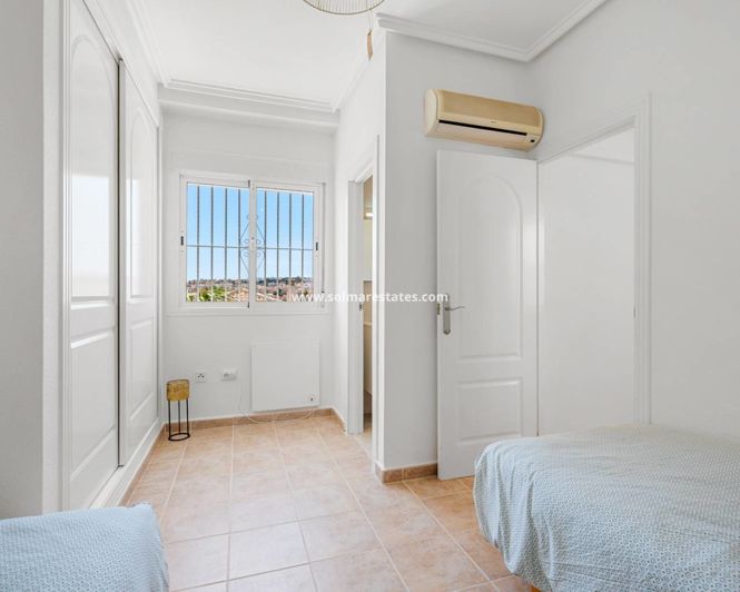 Image No.29-3 Bed House for sale