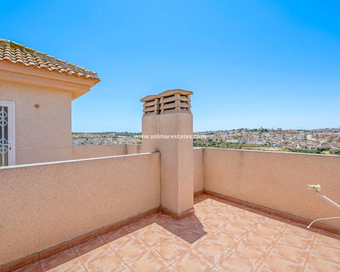 Image No.47-3 Bed House for sale