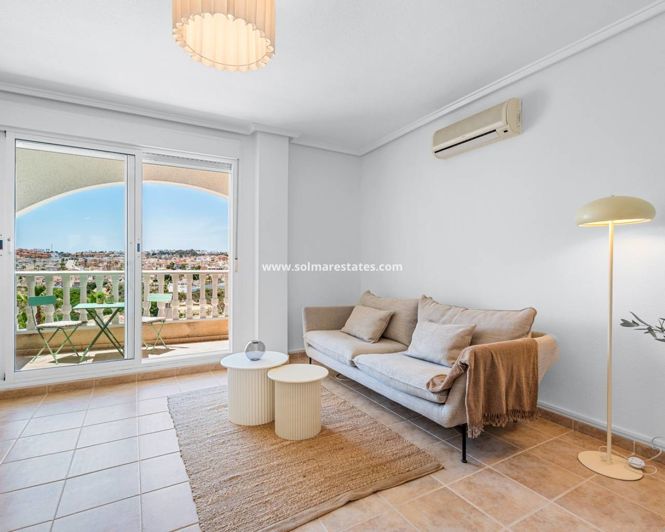 Image No.6-3 Bed House for sale