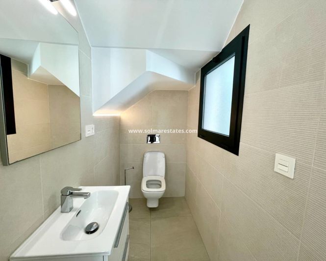 Image No.15-3 Bed Villa for sale