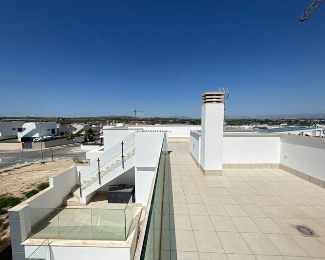 Image No.26-3 Bed Villa for sale