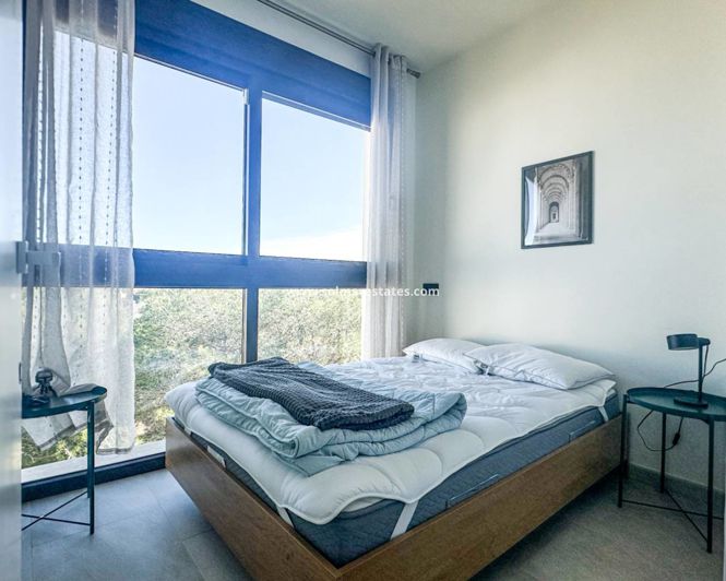 Image No.16-3 Bed Apartment for sale