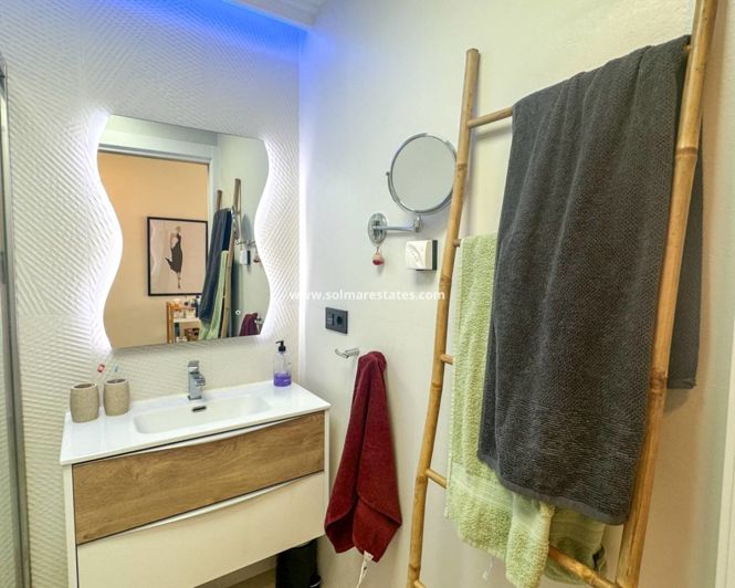 Image No.38-3 Bed Apartment for sale