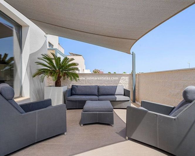 Image No.23-3 Bed Villa for sale