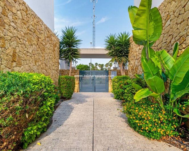 Image No.32-3 Bed Villa for sale