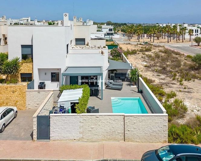 Image No.36-3 Bed Villa for sale
