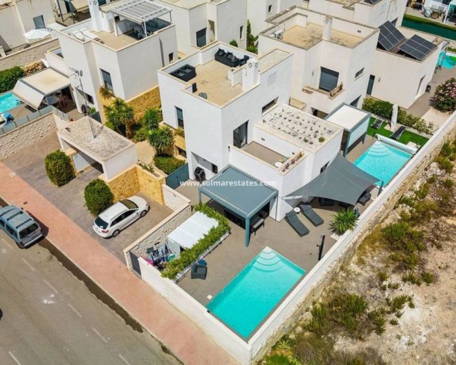 Image No.38-3 Bed Villa for sale