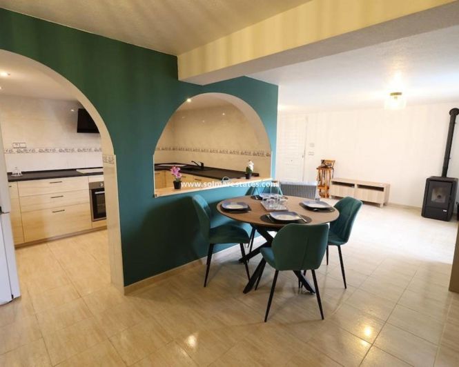 Image No.19-5 Bed Villa for sale