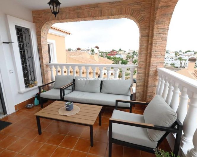 Image No.27-5 Bed Villa for sale