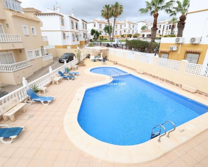 Image No.32-5 Bed Villa for sale