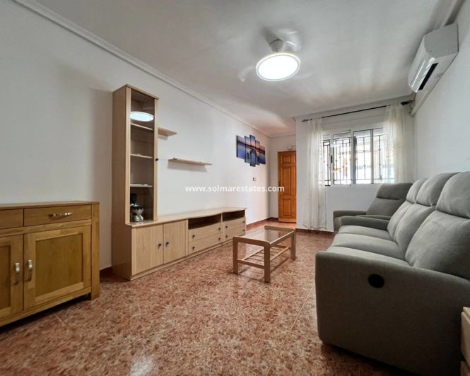 Image No.8-Appartement de 2 chambres à vendre à Los Montesinos