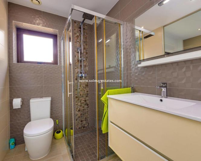 Image No.18-3 Bed Villa for sale