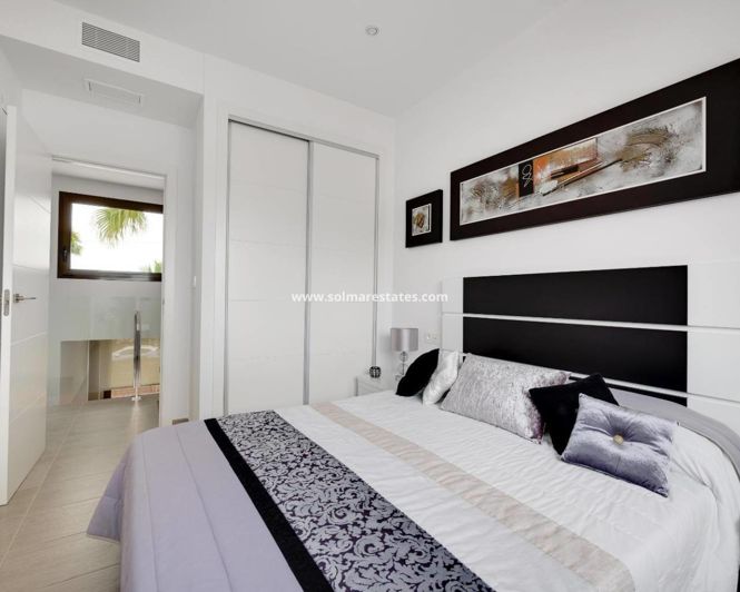 Image No.37-3 Bed Villa for sale