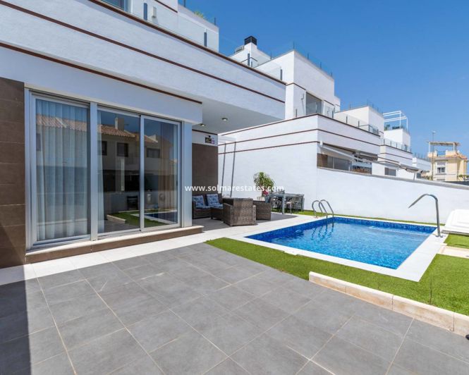 Image No.2-3 Bed Villa for sale
