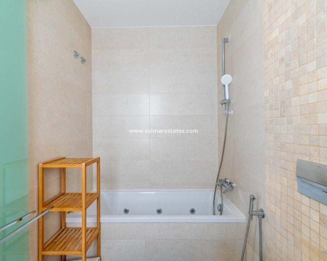 Image No.29-3 Bed Villa for sale
