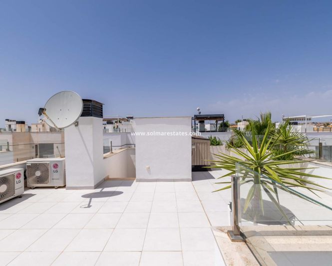 Image No.30-3 Bed Villa for sale