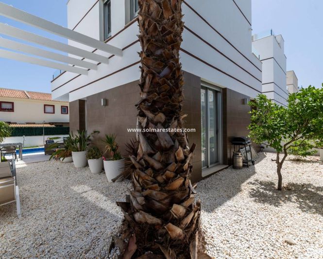 Image No.7-3 Bed Villa for sale