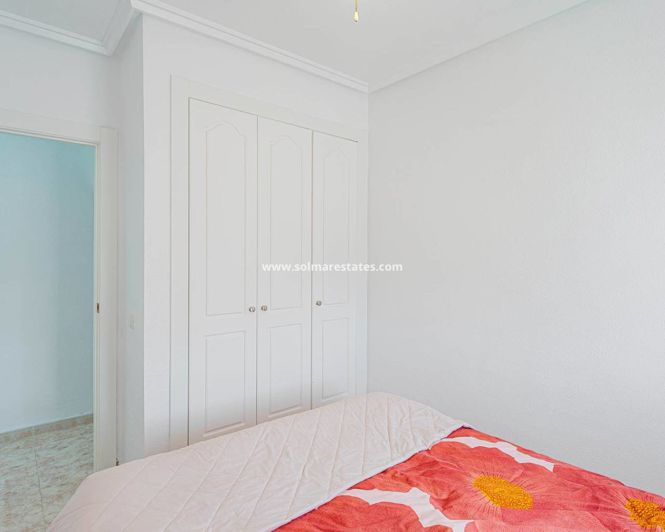 Image No.20-2 Bed Apartment for sale