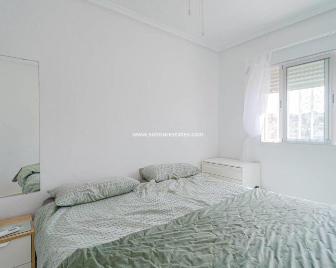 Image No.21-2 Bed Apartment for sale