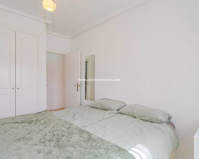 Image No.23-2 Bed Apartment for sale