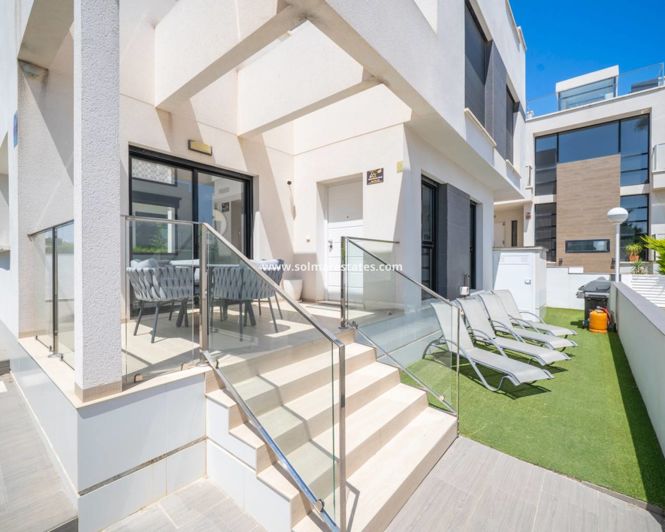 Image No.33-3 Bed Villa for sale