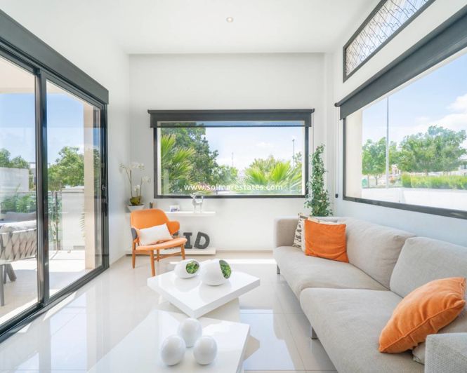 Image No.4-3 Bed Villa for sale