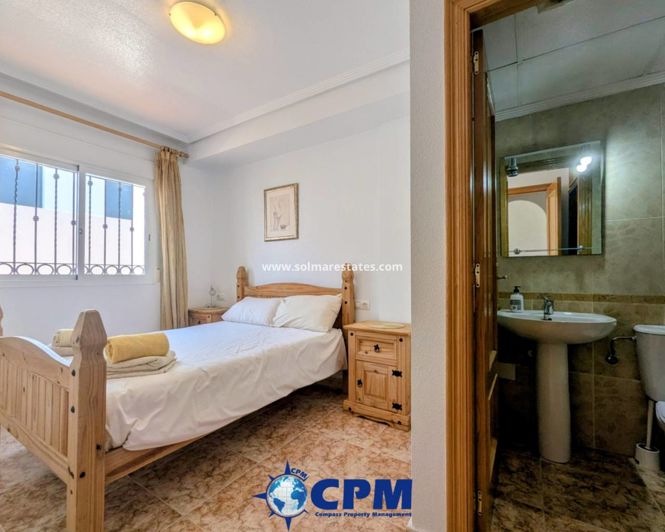 Image No.21-Appartement de 2 chambres à vendre à Punta Prima