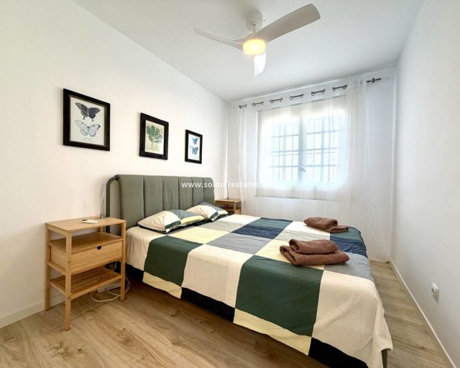 Image No.21-2 Bed Townhouse for sale