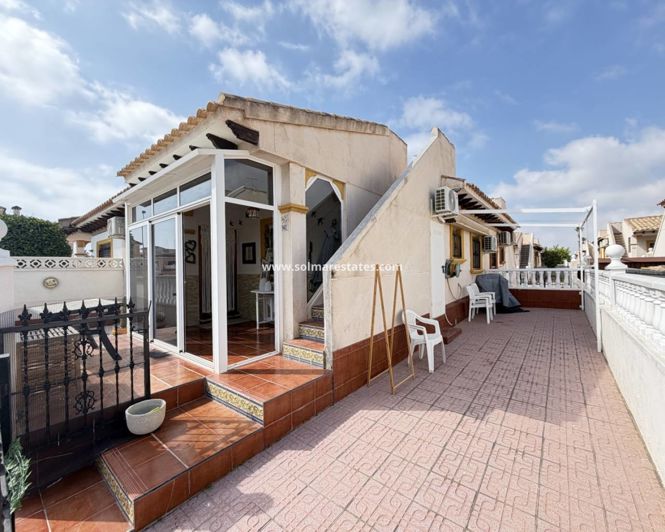 Image No.2-Bungalow de 2 chambres à vendre à La Zenia