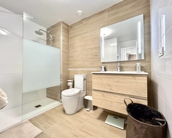 Image No.23-2 Bed Apartment for sale