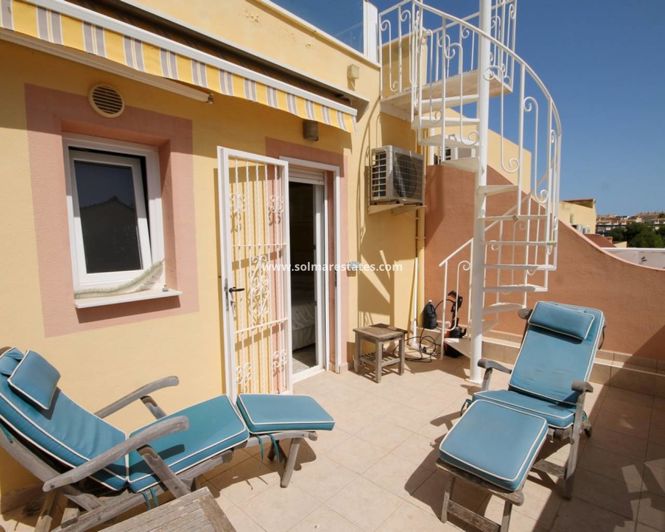 Image No.22-3 Bed Townhouse for sale